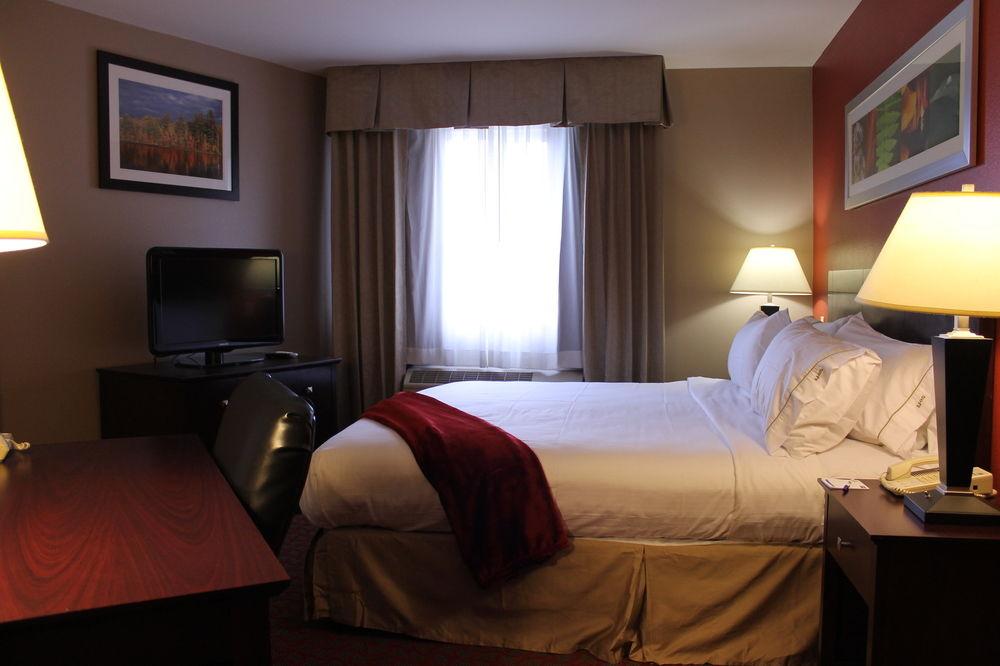 Holiday Inn Express & Suites Colorado Springs-Airport By Ihg Dış mekan fotoğraf