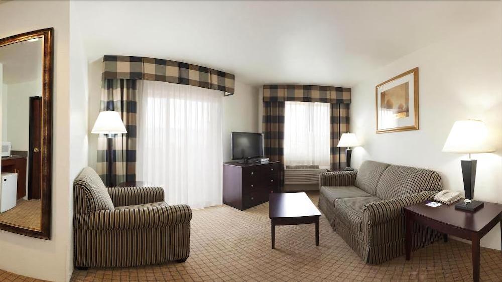 Holiday Inn Express & Suites Colorado Springs-Airport By Ihg Dış mekan fotoğraf