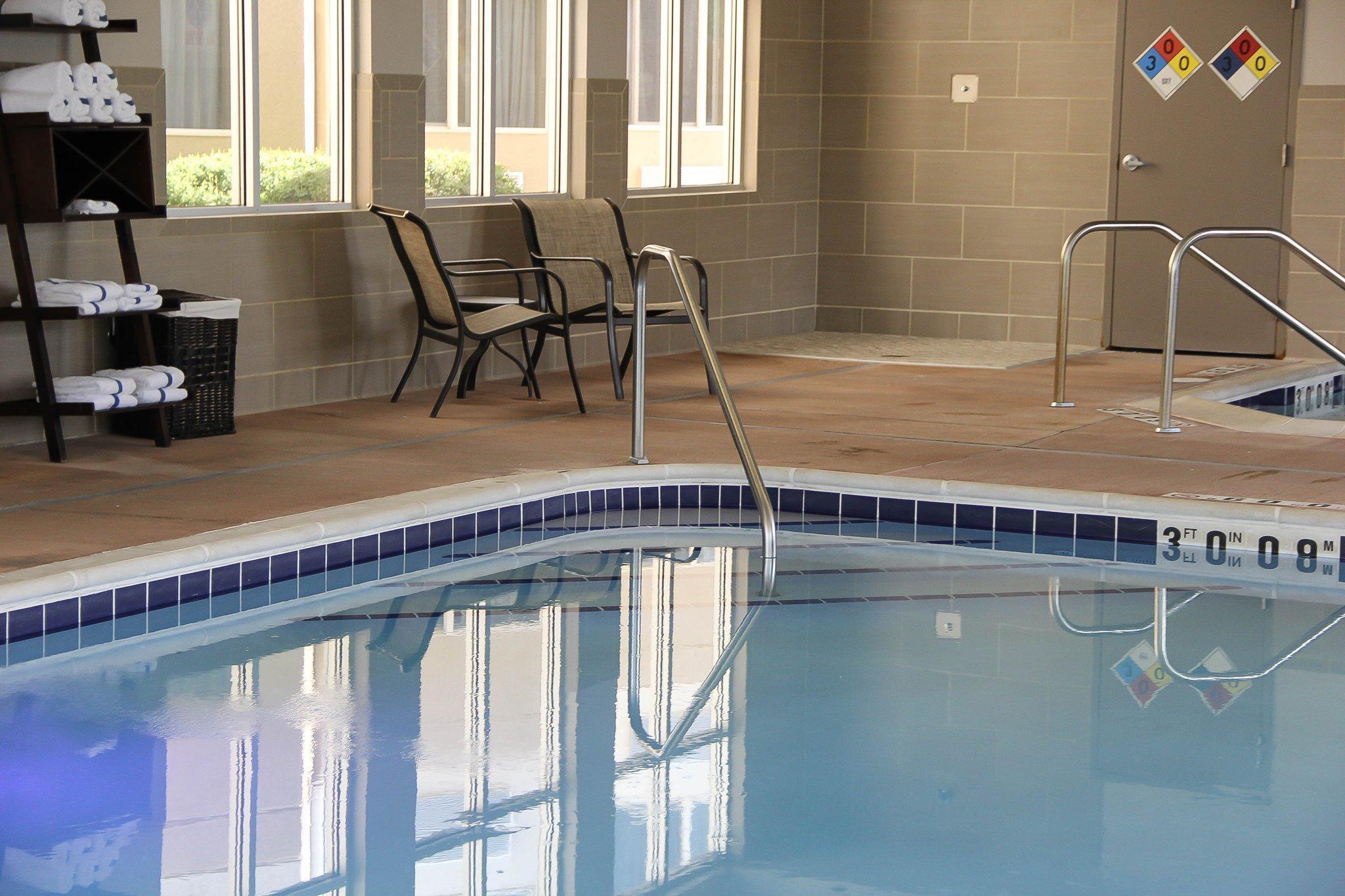 Holiday Inn Express & Suites Colorado Springs-Airport By Ihg Dış mekan fotoğraf