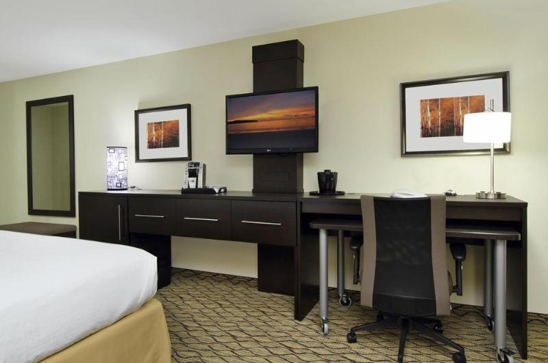 Holiday Inn Express & Suites Colorado Springs-Airport By Ihg Dış mekan fotoğraf