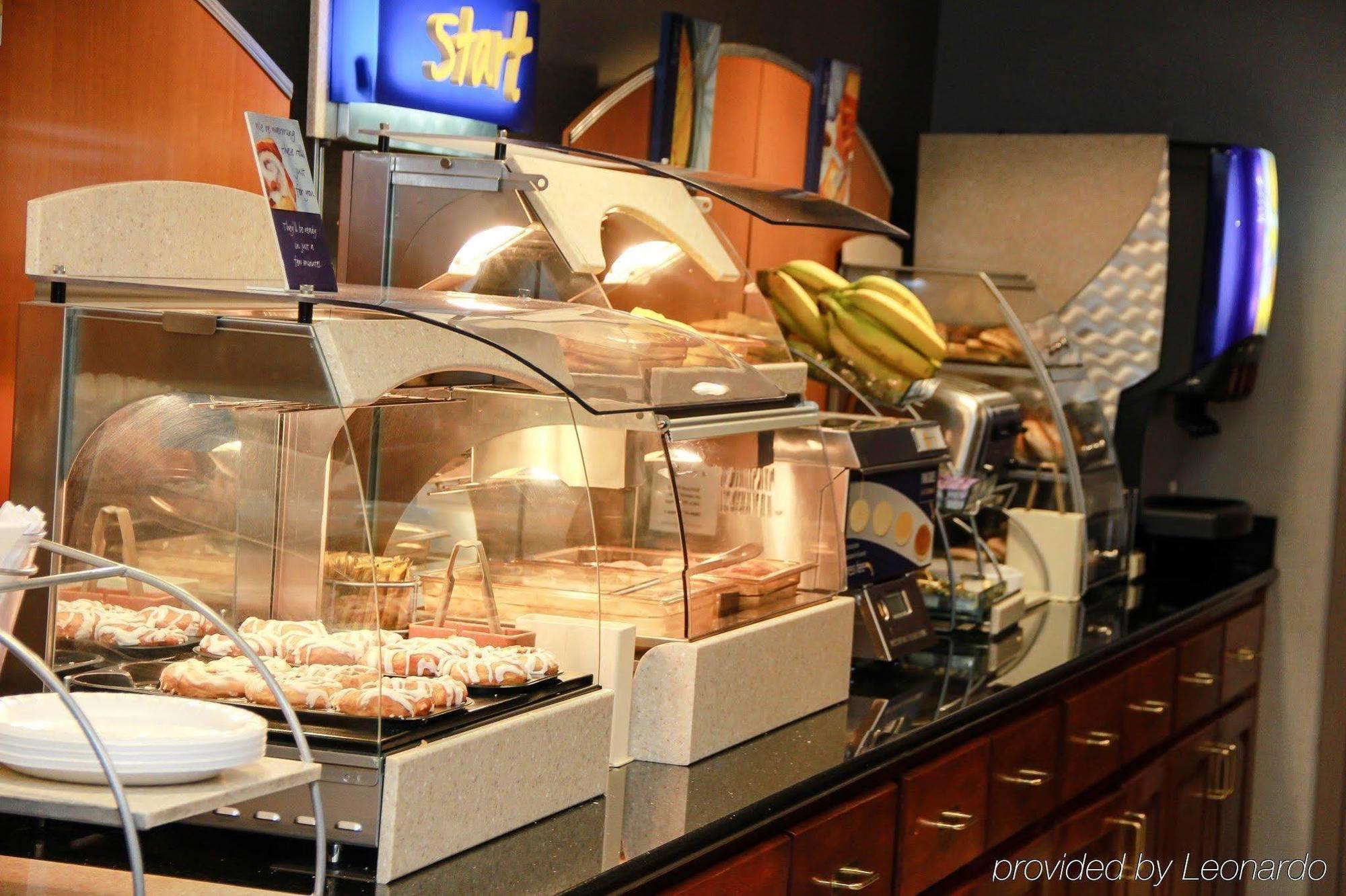 Holiday Inn Express & Suites Colorado Springs-Airport By Ihg Dış mekan fotoğraf